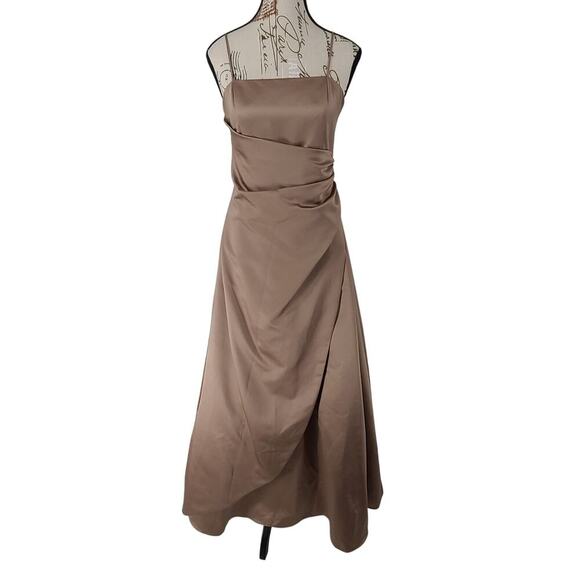 Davids Bridal faux wrap evening gown taupe Size 16 Ball gown wedding prom formal - Picture 1 of 11